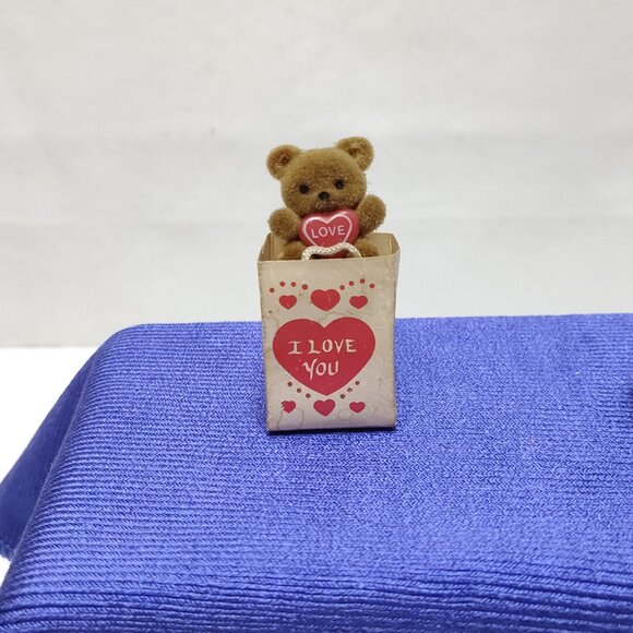Flocked Mini Teddy Bears Decorative Love Messages Gift Bags Fridge Magnets 1980s - Picture 3 of 5